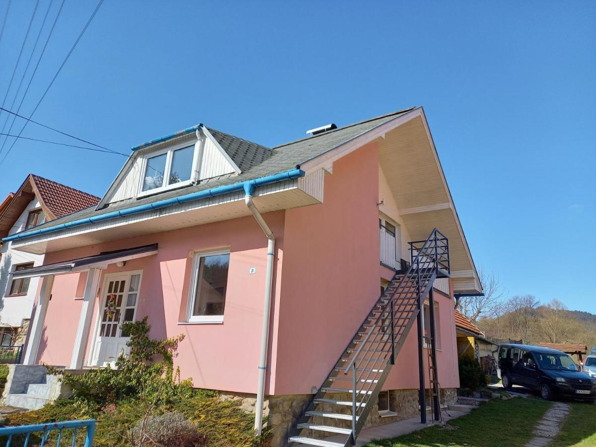 Villa Strakov Lúčky Exteriör bild